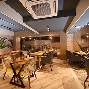 3* Aparthotel Daali &